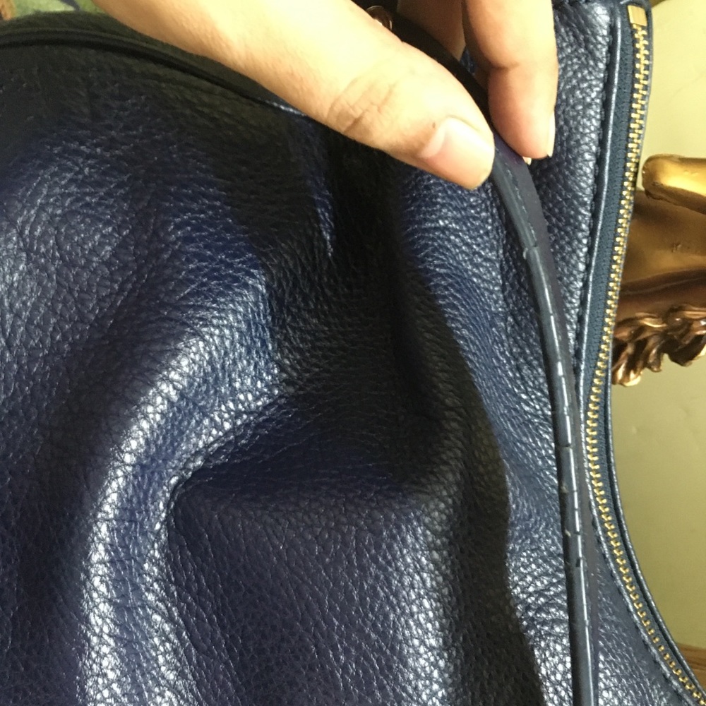Authentic Kate Spade Cobble Hill Finley Hobo Bag in French Navy - Picture 12 of 16